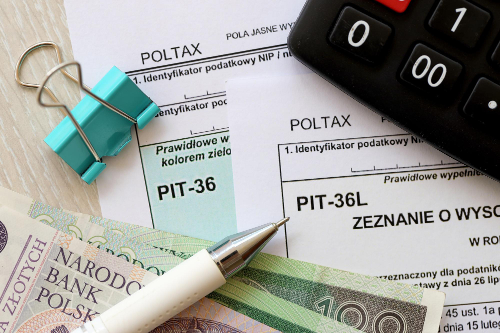 як платити менше податків у Польщі autorskie koszty